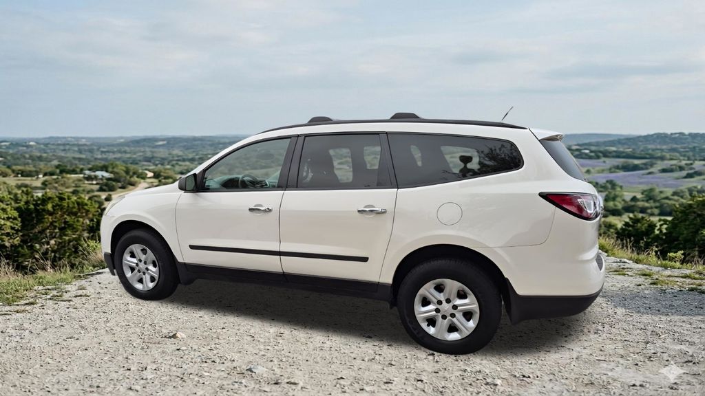 Used Car 2015 Chevrolet Traverse  Ls For Sale Under $10,000 In Austin, Texas