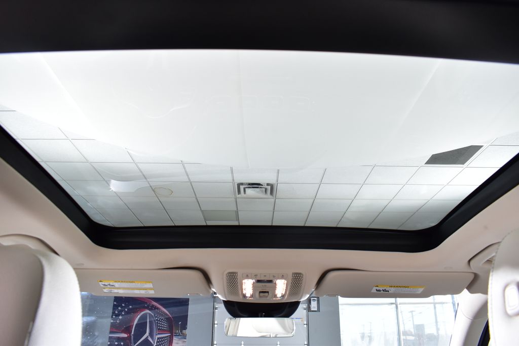 Thumbnail: 2023 Mercedes-Benz GLE - 30