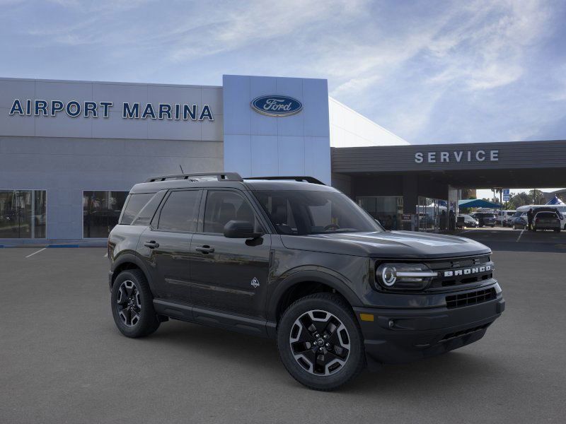 2024 Ford Bronco Sport Outer Banks 8