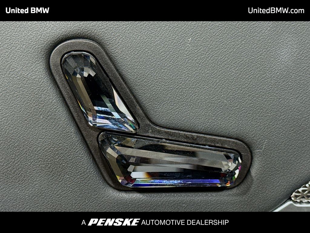 Thumbnail: 2023 BMW 7 Series - 4