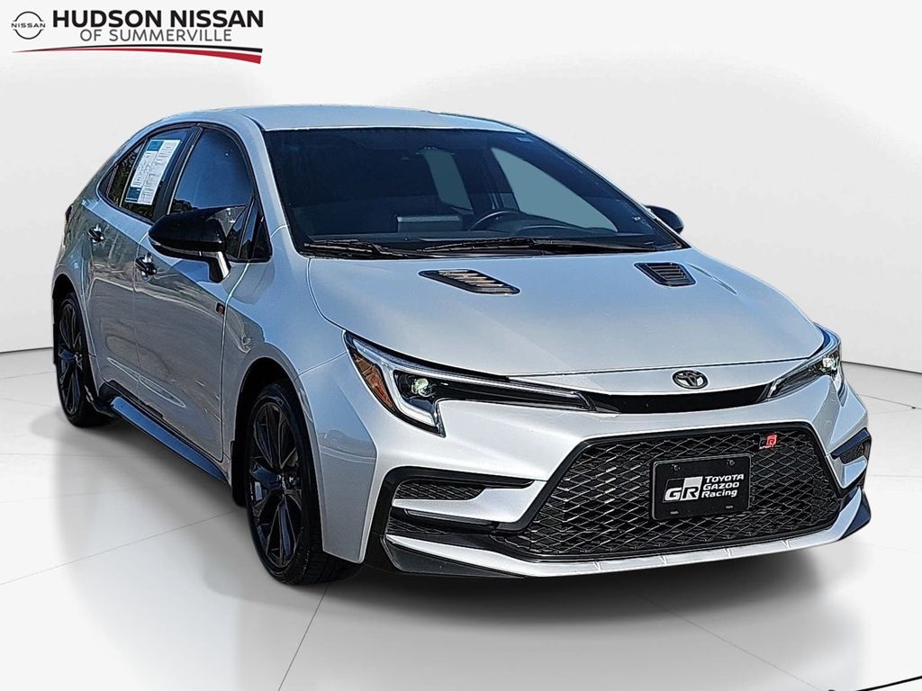 Classic Silver Metallic 2024 Toyota Corolla SE FWD Sedan Front-Wheel Drive Continuously Variable Transmission