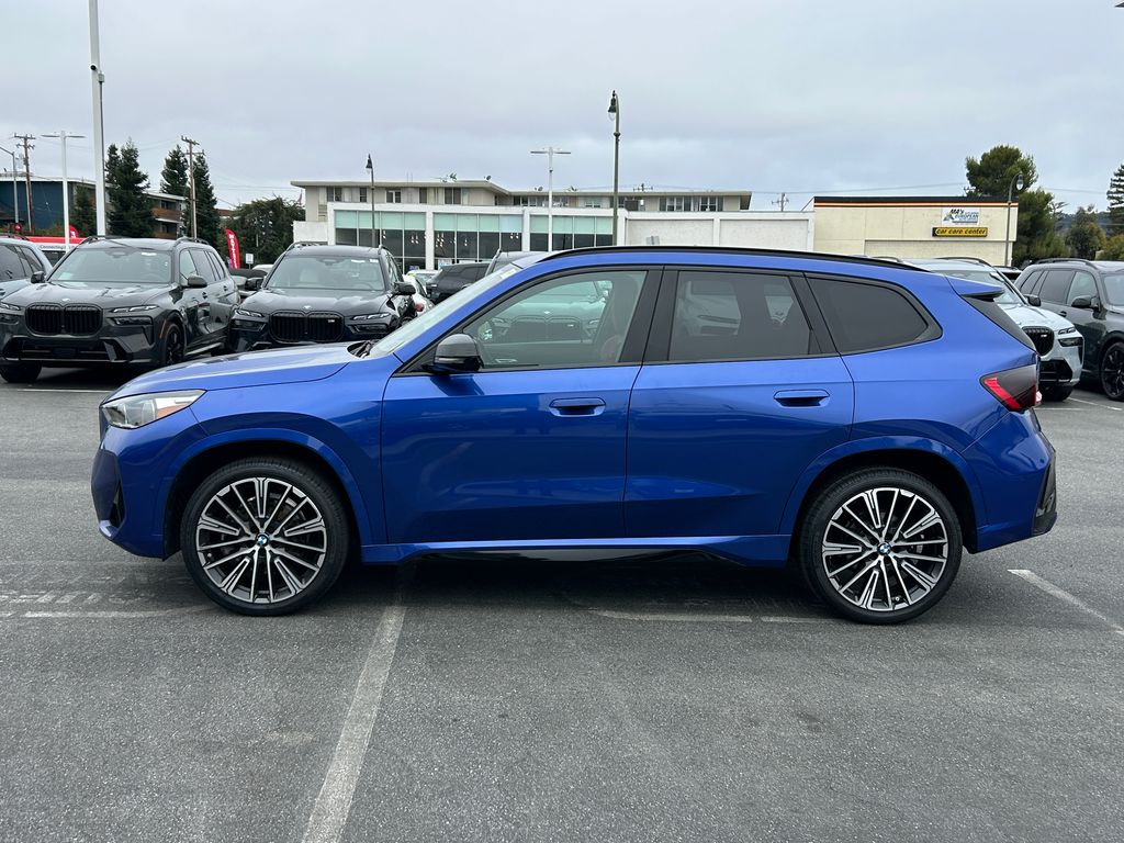 Thumbnail: 2023 BMW X1 - 2