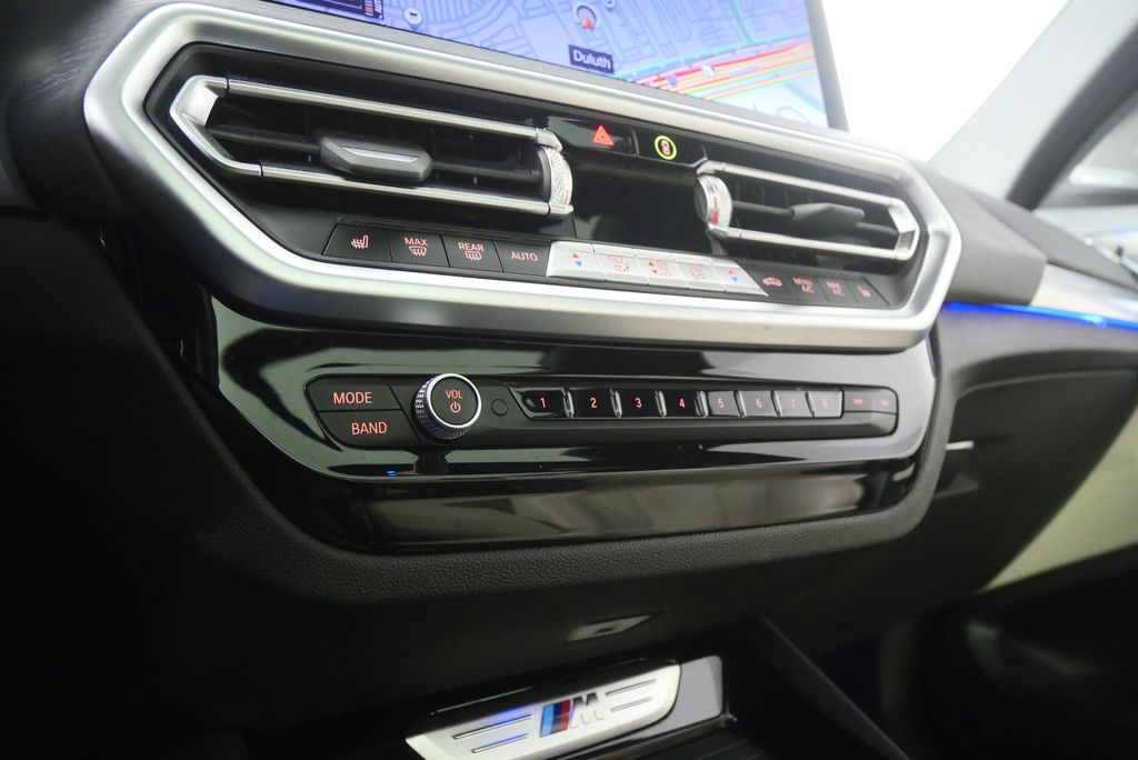 Thumbnail: 2023 BMW X3 - 26