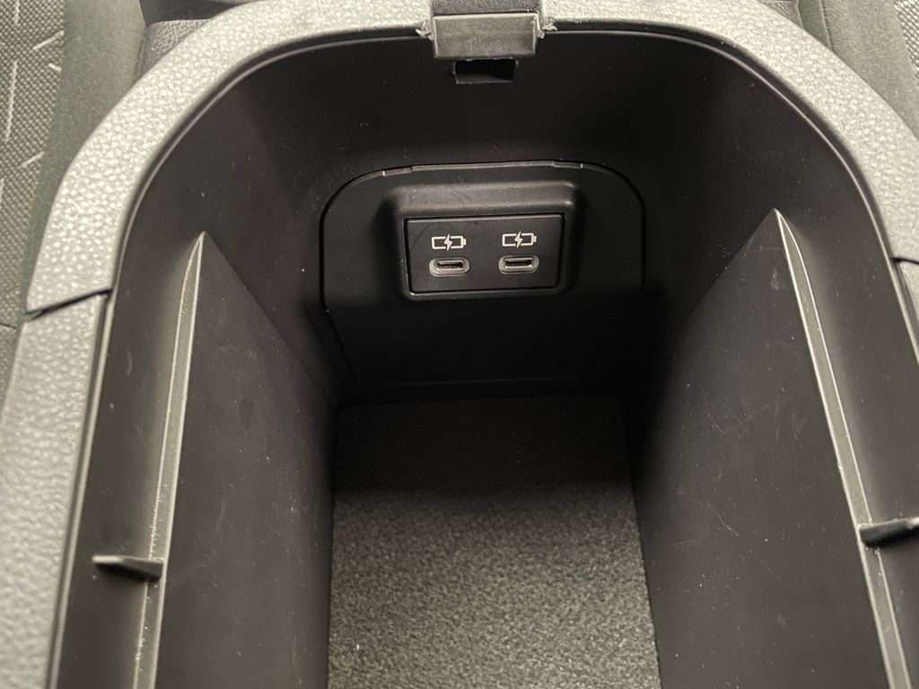 2023 Toyota RAV4 XLE 30