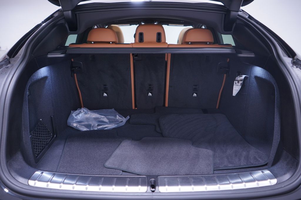 Thumbnail: 2024 BMW X4 - 23