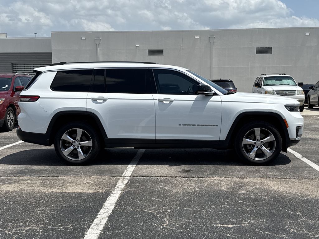 2021 Jeep Grand Cherokee L Limited White at Mac Haik CDJR North Houston