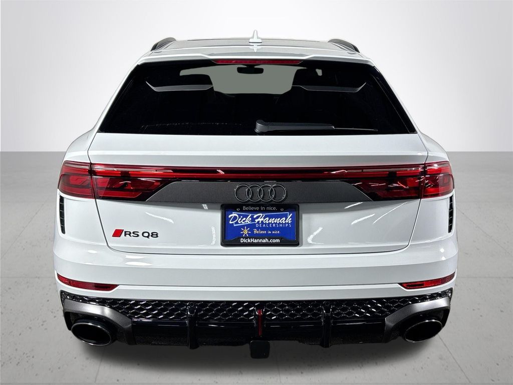 2025 Audi RS Q8 performance 4.0T