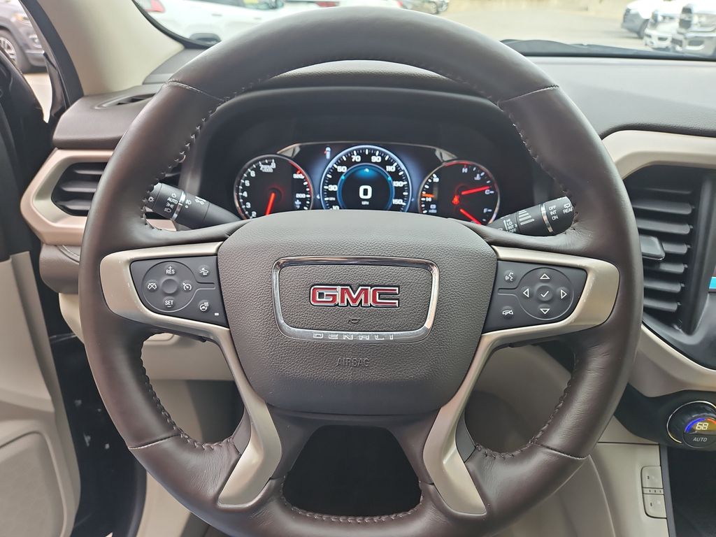 2017 GMC Acadia Denali photo