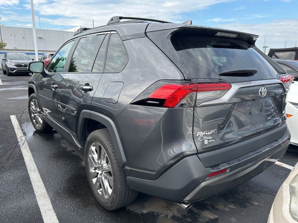 Thumbnail: 2021 Toyota RAV4 - 2