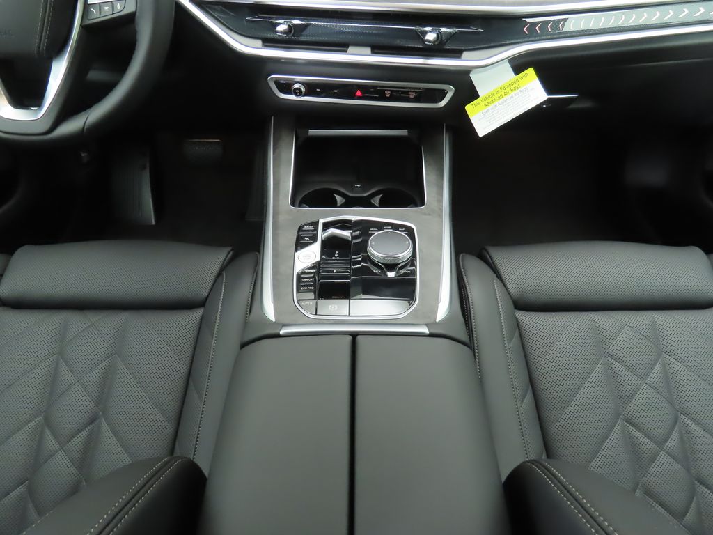 Thumbnail: 2026 BMW X5 - 17