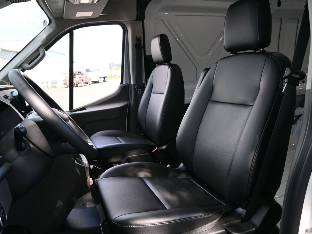 2025 Ford Transit 350 HD