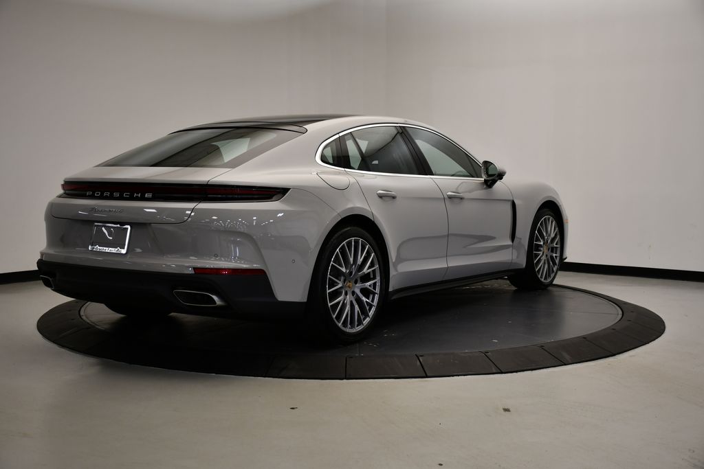 Thumbnail: 2025 Porsche Panamera - 7