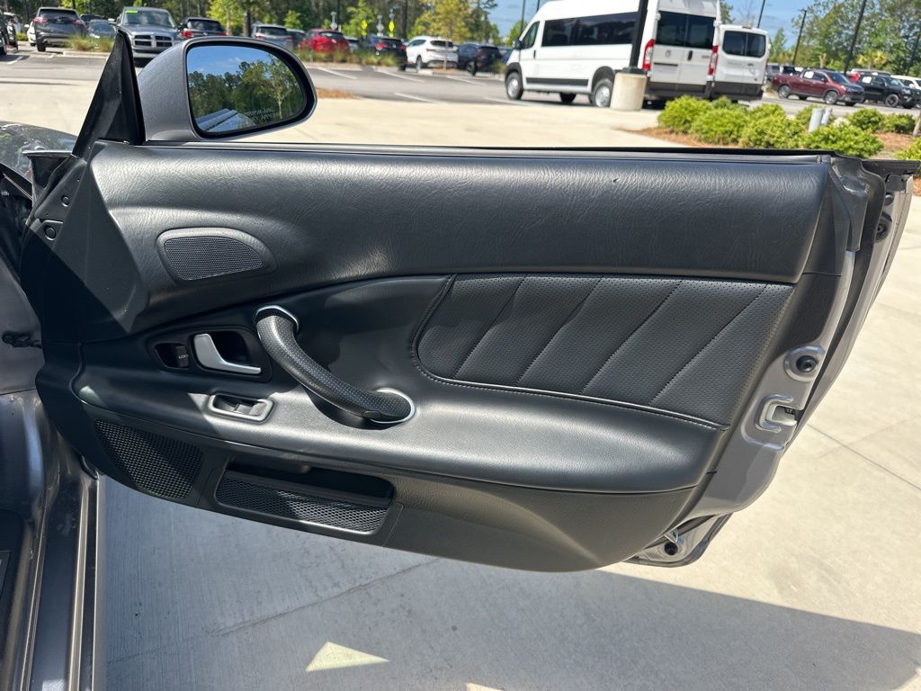 2008 Chicane Silver Metallic Honda S2000 Base RWD Convertible