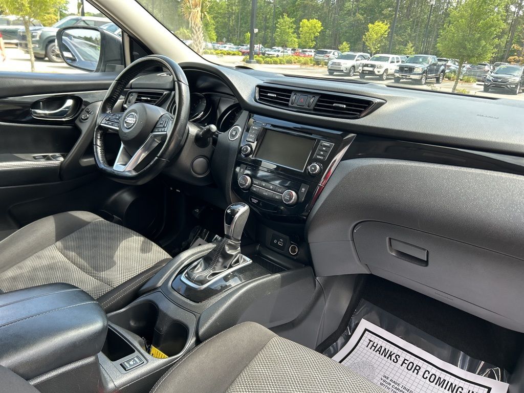 2020 Gun Metallic Nissan Rogue Sport SV FWD SUV