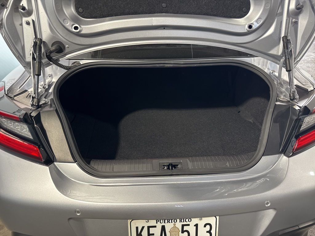 Thumbnail: 2023 Toyota GR86 - 24