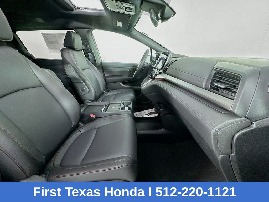 2025 Honda Odyssey Sport-L photo