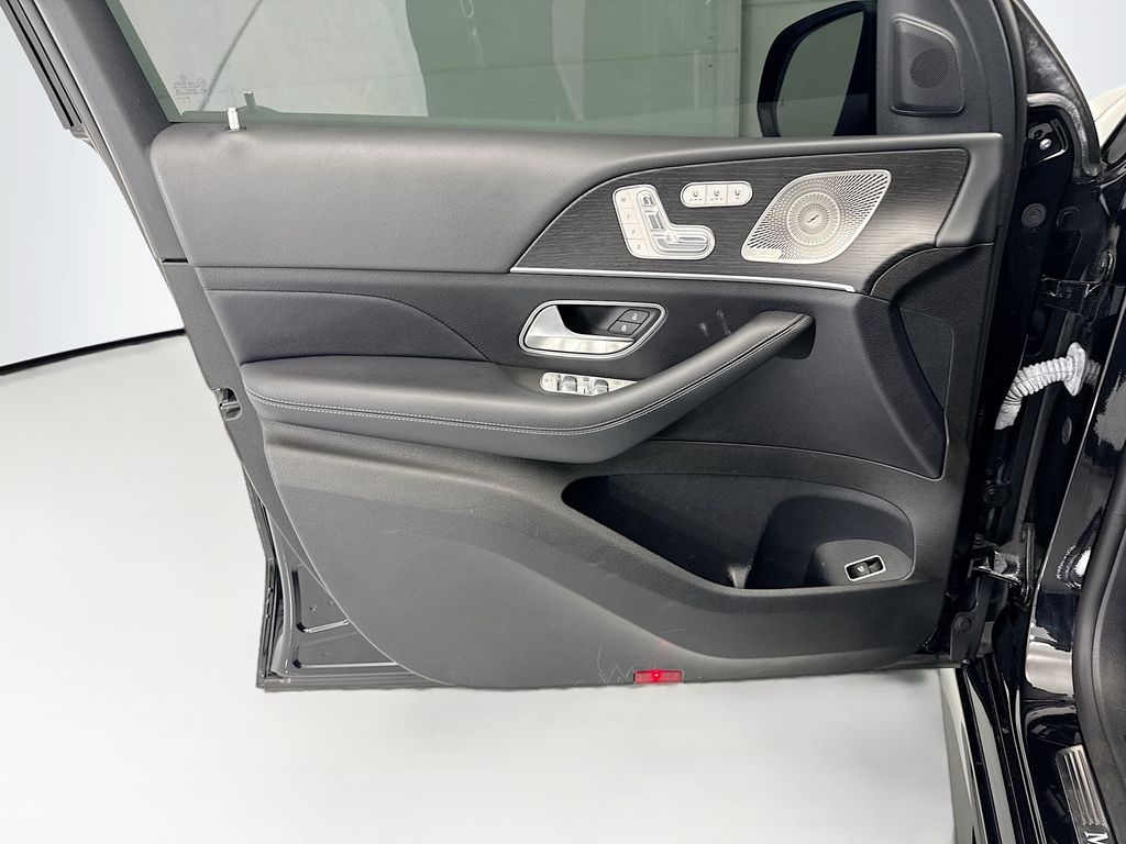 Thumbnail: 2023 Mercedes-Benz GLE - 23