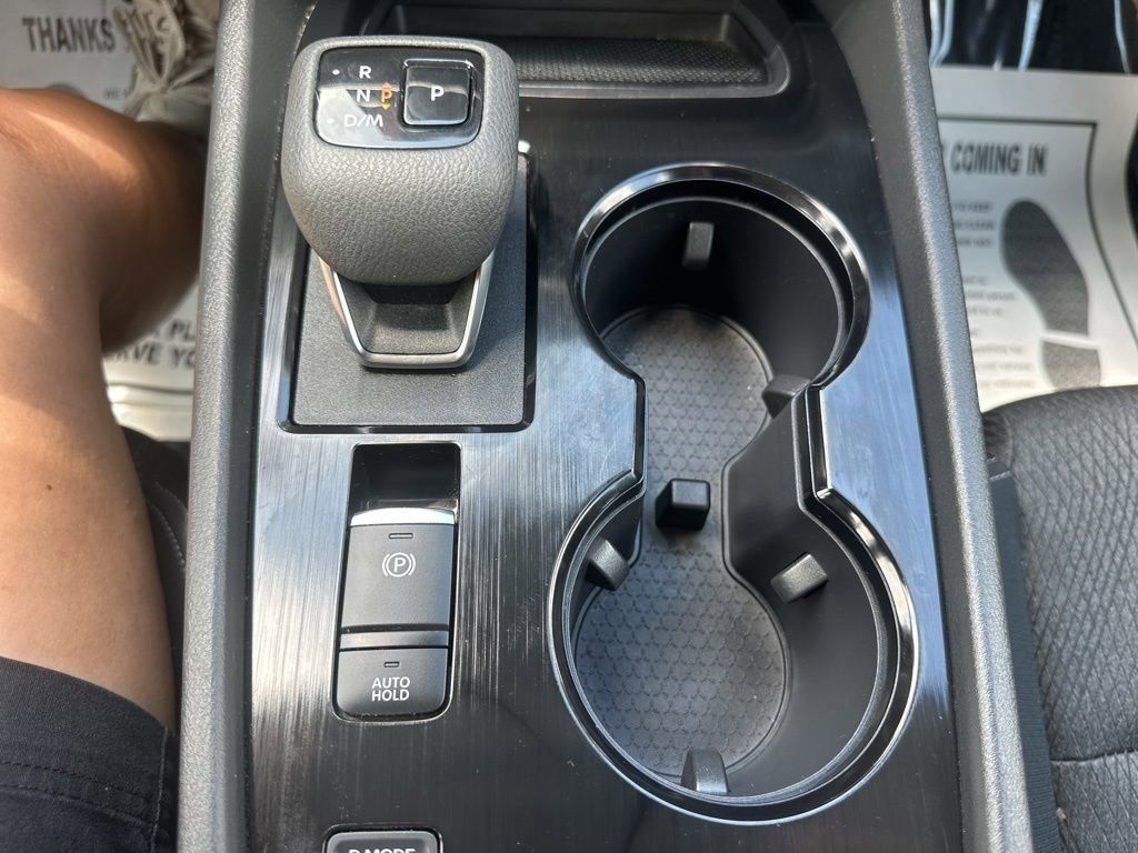 2024 Brilliant Silver Metallic Nissan Rogue SV FWD SUV