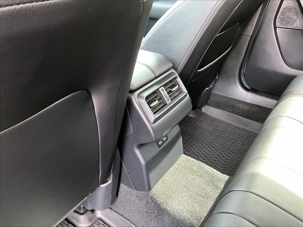 2024 Mazda CX-50 — photo 24