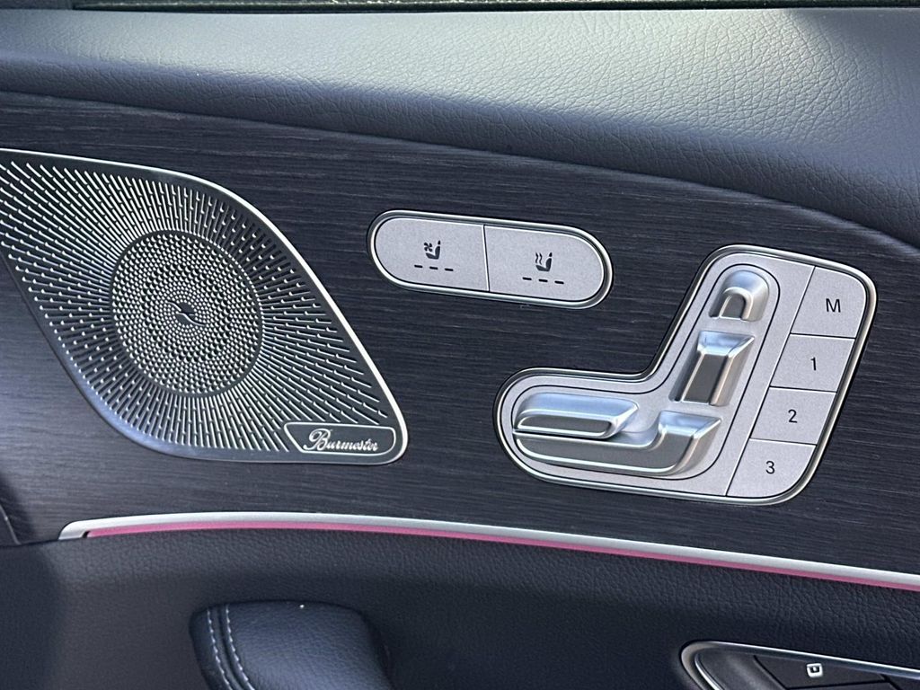 Thumbnail: 2026 Mercedes-Benz GLE - 19