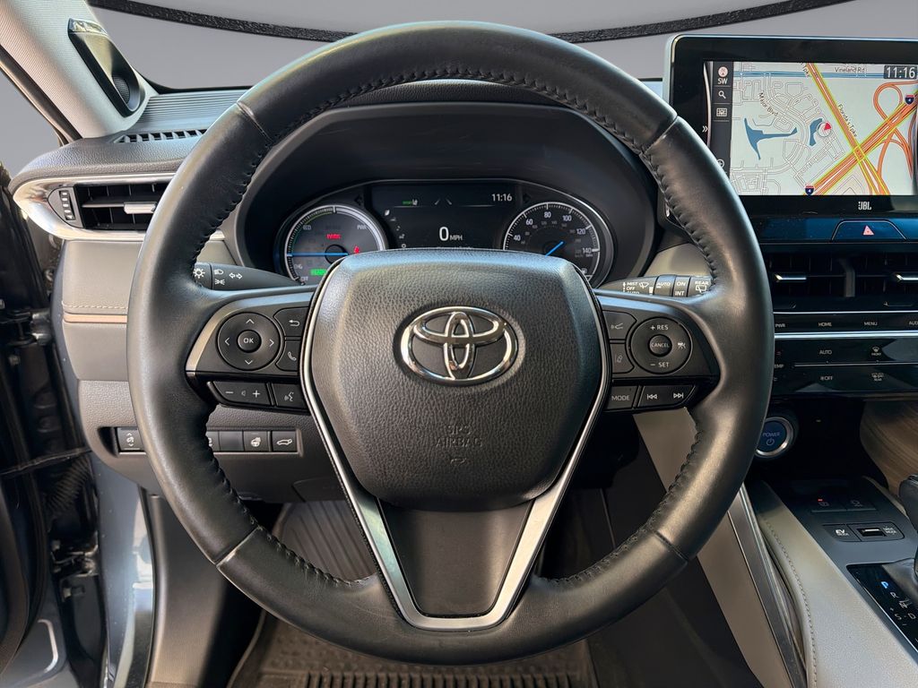 Thumbnail: 2021 Toyota Venza - 21