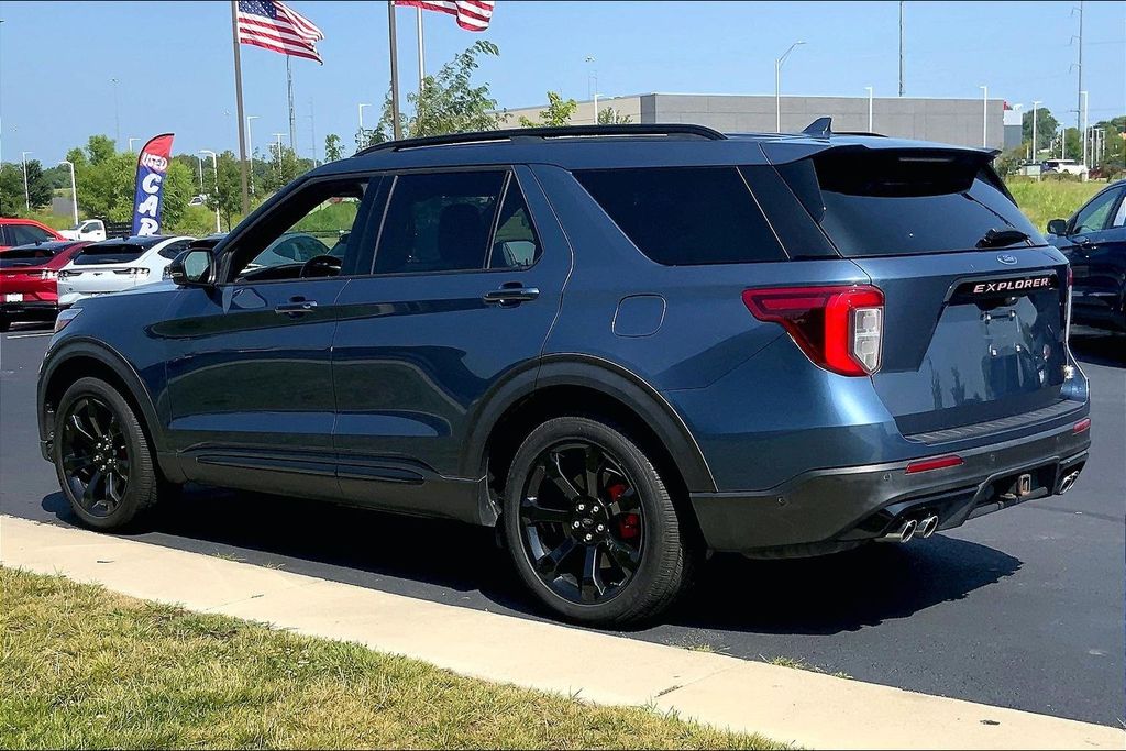 Used 2020 Ford Explorer ST with VIN 1FM5K8GC0LGC47864 for sale in Kansas City