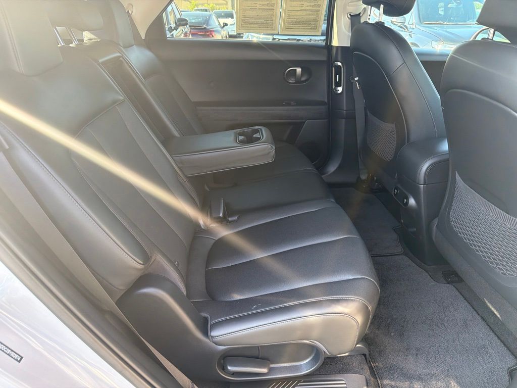 Used 2025 Gray Hyundai SEL image 19
