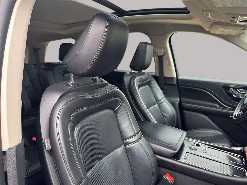 Used Car 2022 Lincoln Aviator  Reserve For Sale Under $40,000 In Austin, Texas