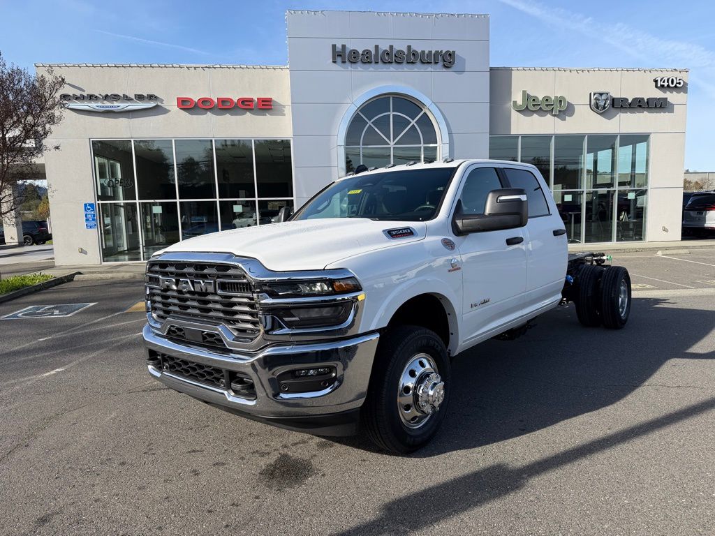 2026 RAM 3500 Chassis Tradesman Crew Cab LB DRW 4WD