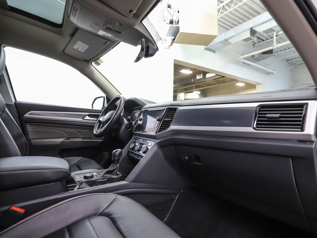 2022 Volkswagen Atlas SEL 29