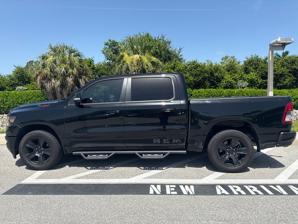 Used 2022 Diamond Black Crystal Pearlcoat Ram Big Horn/Lone Star image 10