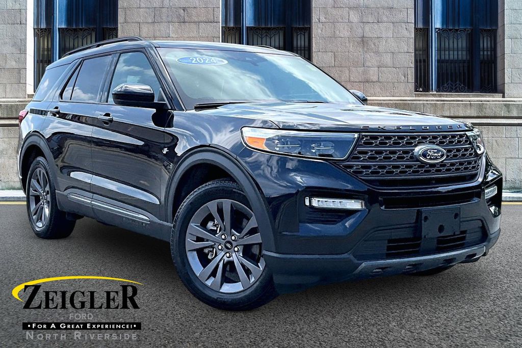 2024 Ford Explorer XLT