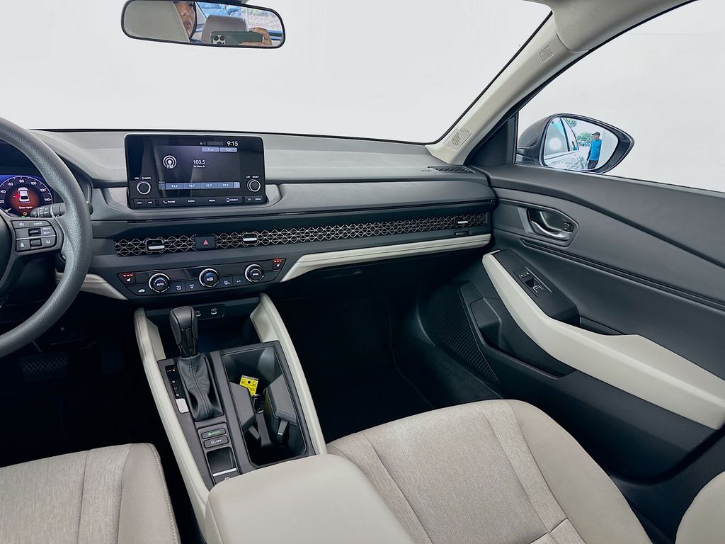 Thumbnail: 2025 Honda Accord - 24