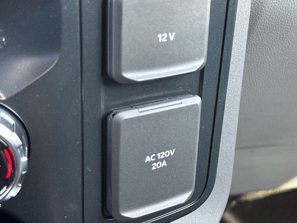 New 2026 White Ford XLT image 37