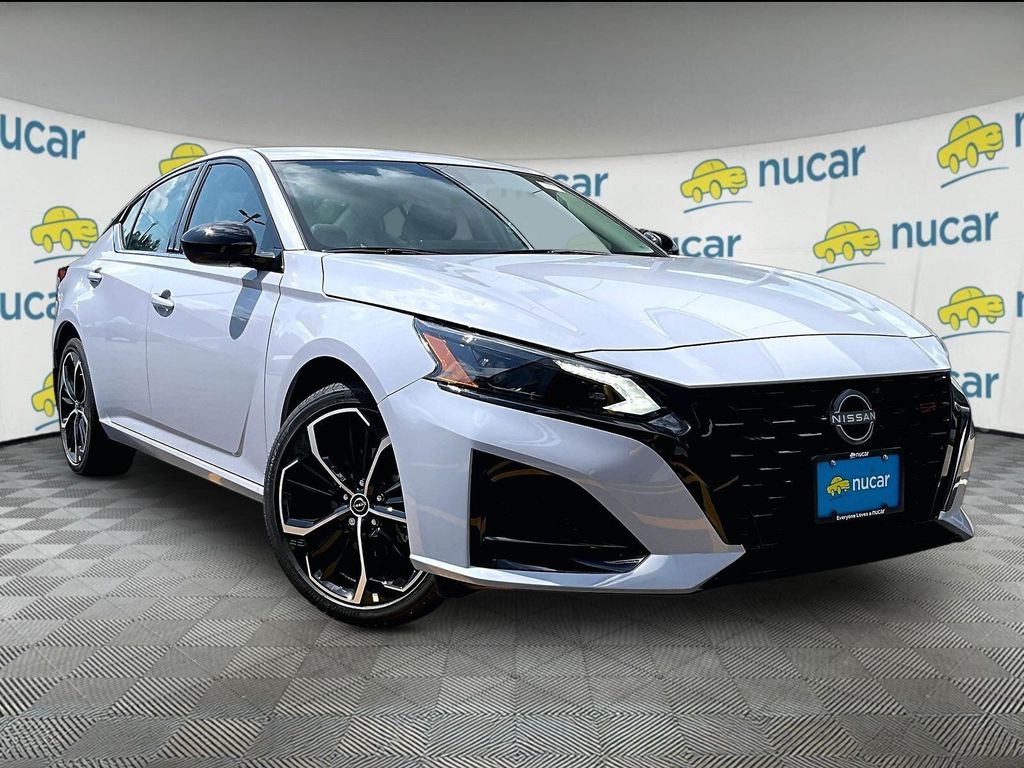 Gray Sky Pearl 2026 Nissan Altima Sedan All-Wheel Drive Continuously Variable Transmission