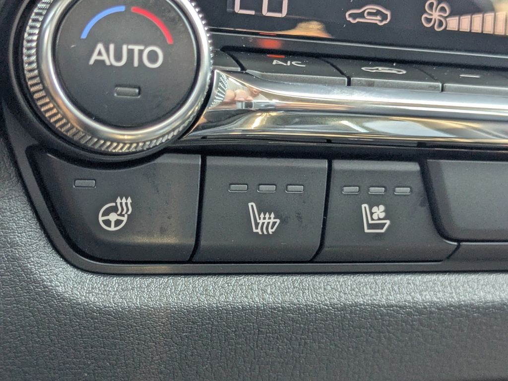 2026 Mazda CX-50 Hybrid Premium Plus