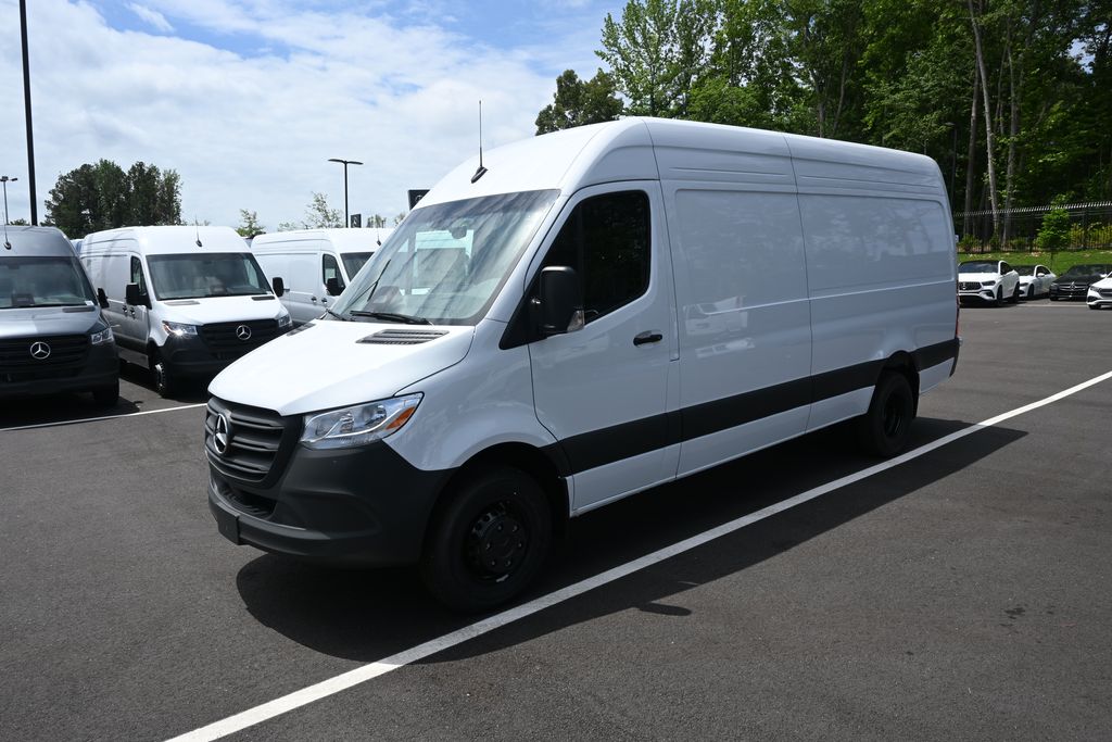 2026 Mercedes-Benz Sprinter Cargo Blanco Van Tracción trasera 9 velocidades Automática