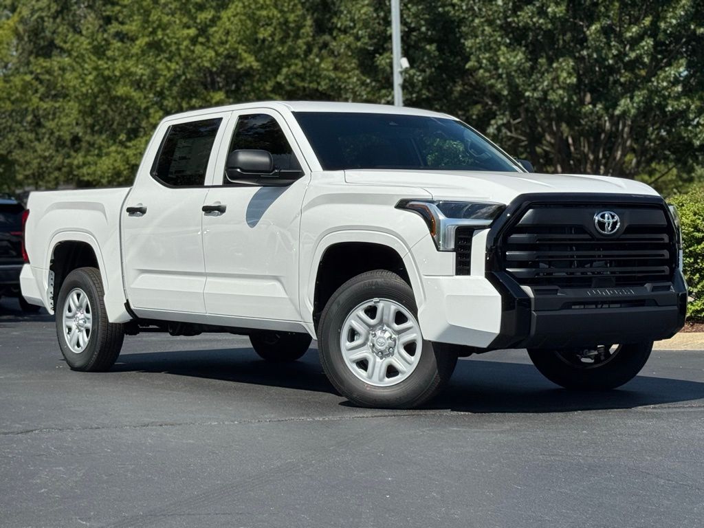 2026 Toyota Tundra SR CrewMax photo 2