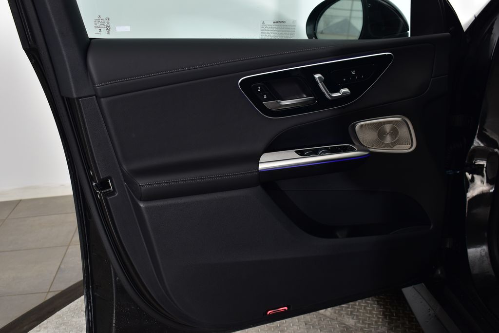 Thumbnail: 2026 Mercedes-Benz GLC - 10