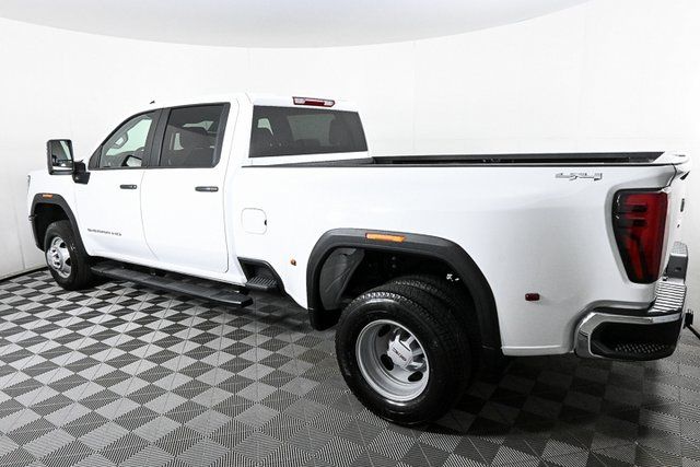 2024 GMC Sierra 3500HD Pro 25