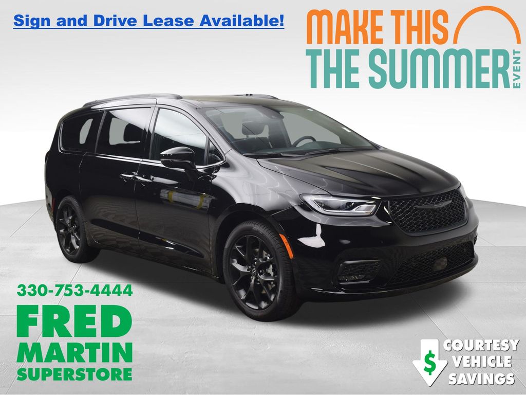 new 2026 Chrysler Pacifica car, priced at $41,646
