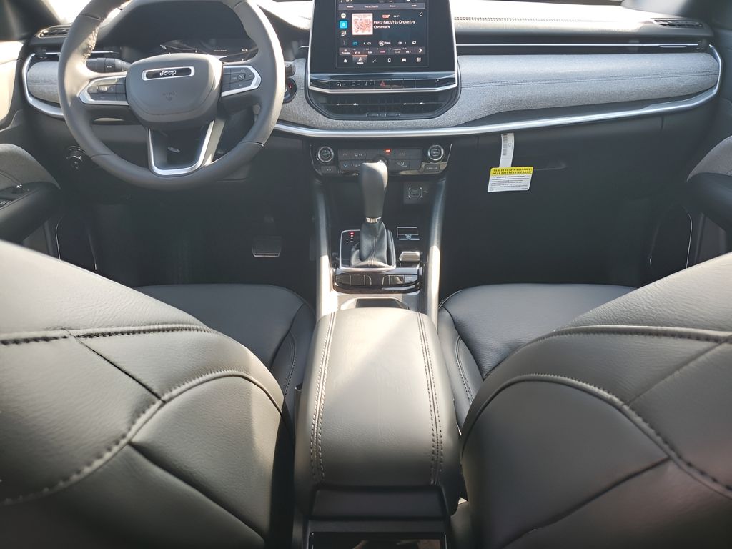 New 2026 Black Jeep Latitude image 22