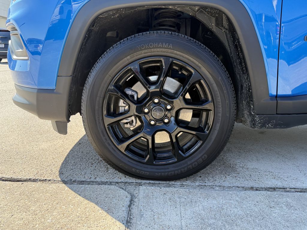 2025 Jeep Compass Latitude - 8