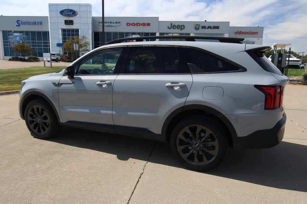 Used 2023 Kia Sorento SUV