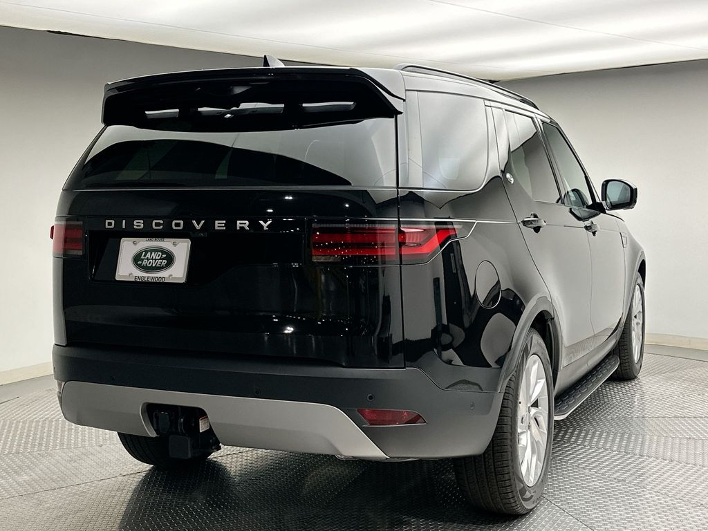Thumbnail: 2025 Land Rover Discovery - 2