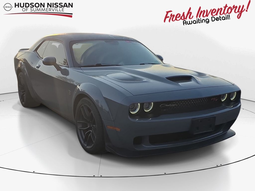 Destroyer Gray Clearcoat 2019 Dodge Challenger Coupe Rear-Wheel Drive 8-Speed Automatic