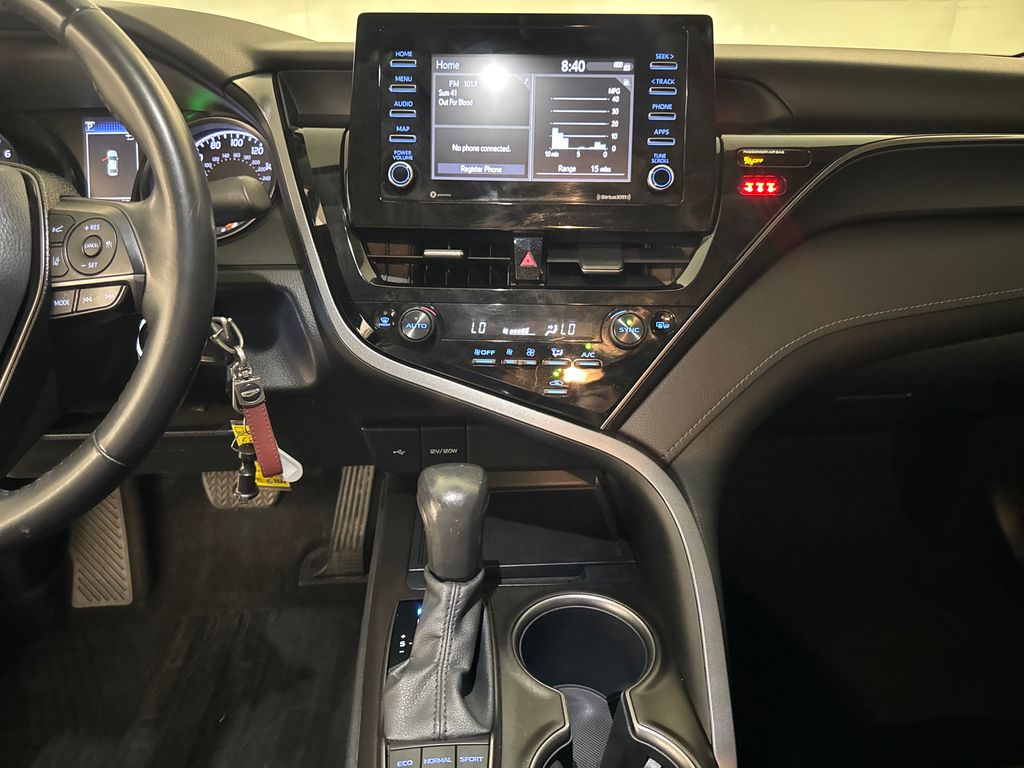Certified Used 2022  Toyota SE image 24