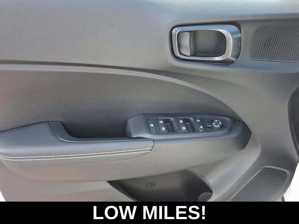 Thumbnail: 2025 Hyundai Venue - 14