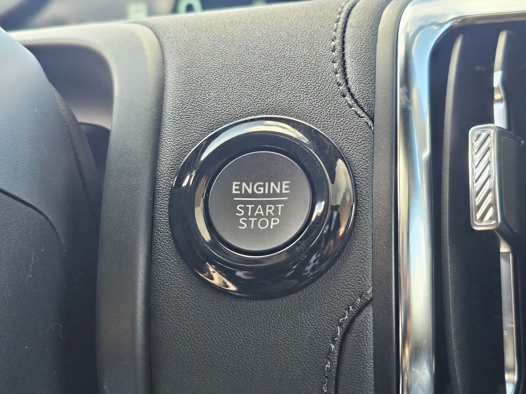 New 2026 White Ford Outer Banks image 33