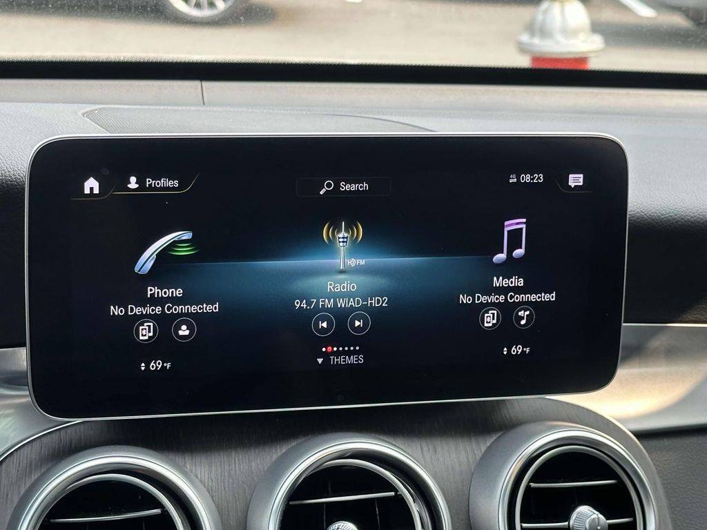 2022 Mercedes-Benz GLC 300 9
